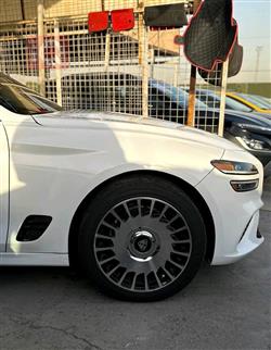 جنسس G70